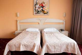 Отель Отель Галичина Тернополь Улучшенный полулюкс-7