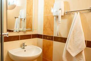 Отель Отель Галичина Тернополь Одноместный номер «Комфорт»-6