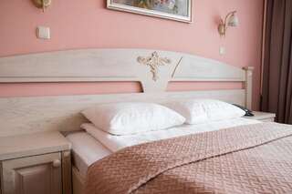 Отель Отель Галичина Тернополь Улучшенный полулюкс-3